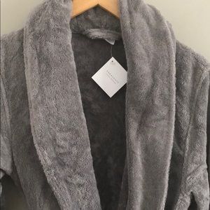 NWT Parachute Classic Bathrobe